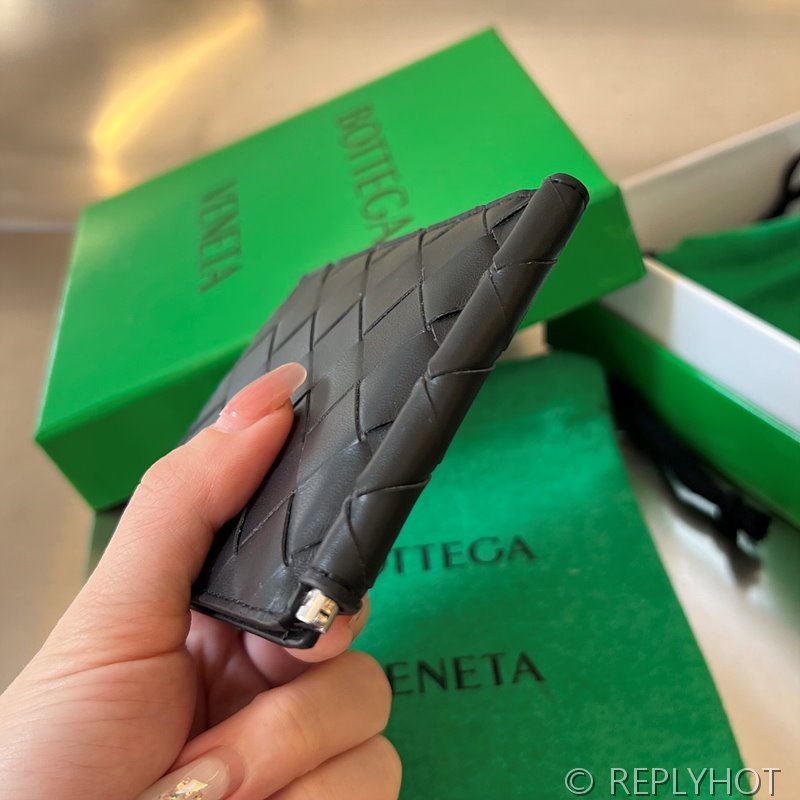보테가베네타 인트레치아토 클립형 지갑 [매장가 81만원대]