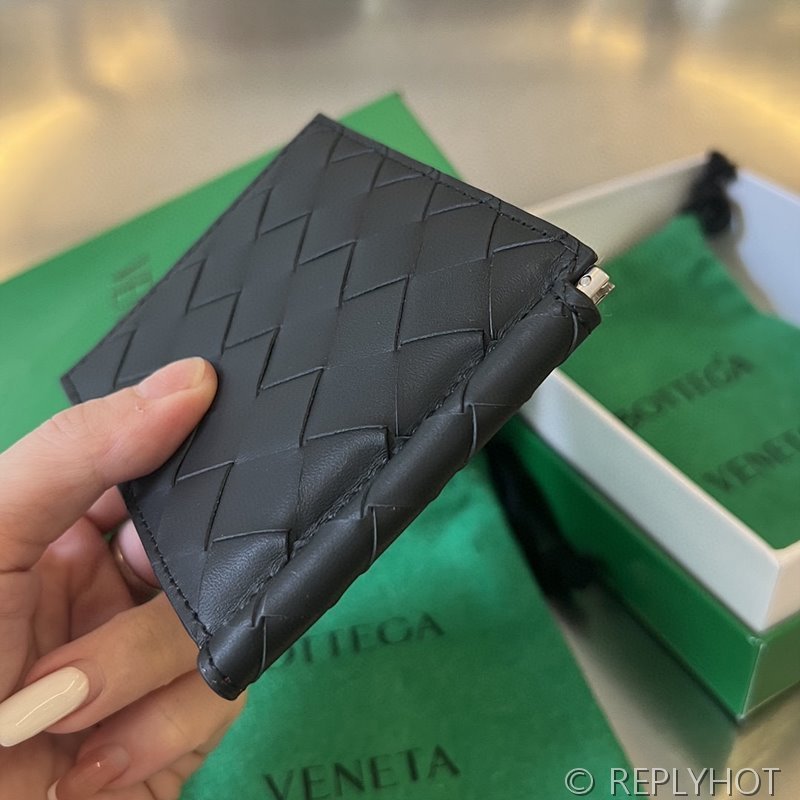 보테가베네타 인트레치아토 클립형 지갑 [매장가 81만원대]