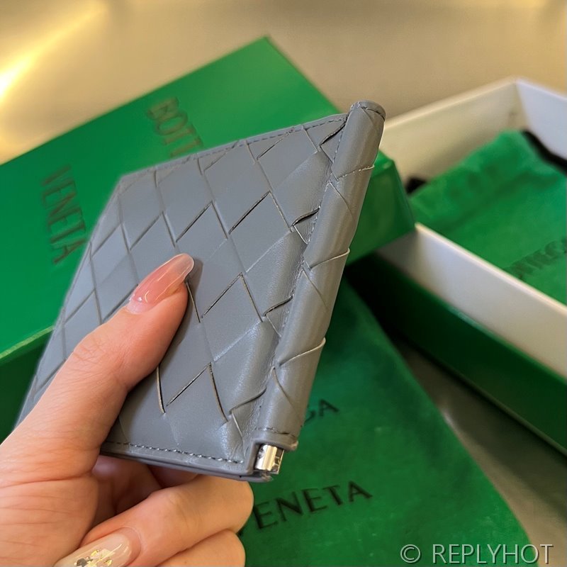 보테가베네타 인트레치아토 클립형 지갑 [매장가 81만원대]