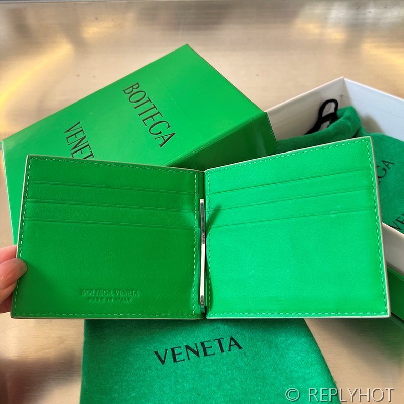 보테가베네타 인트레치아토 클립형 지갑 [매장가 81만원대]