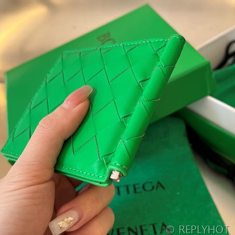보테가베네타 인트레치아토 클립형 지갑 [매장가 81만원대]