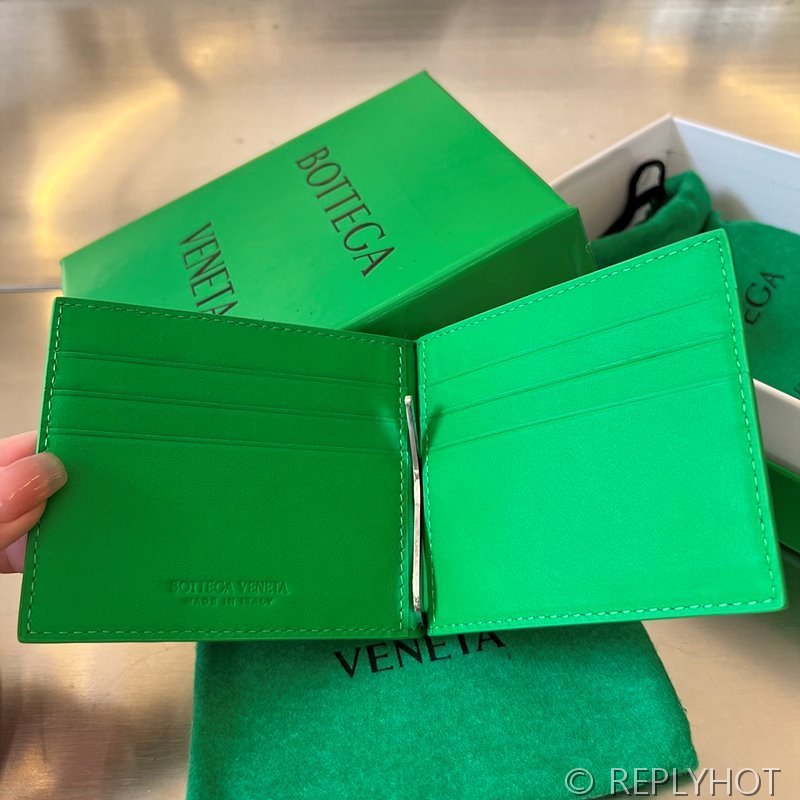 보테가베네타 인트레치아토 클립형 지갑 [매장가 81만원대]