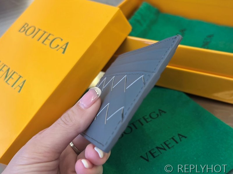 보테가베네타 인트레치아토 카드 지갑 [매장가 49만원대]