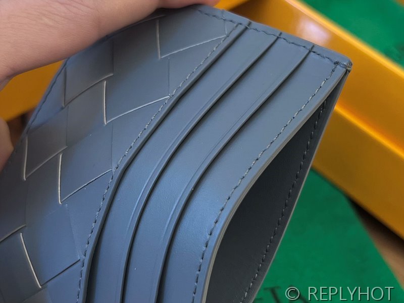 보테가베네타 인트레치아토 카드 지갑 [매장가 49만원대]