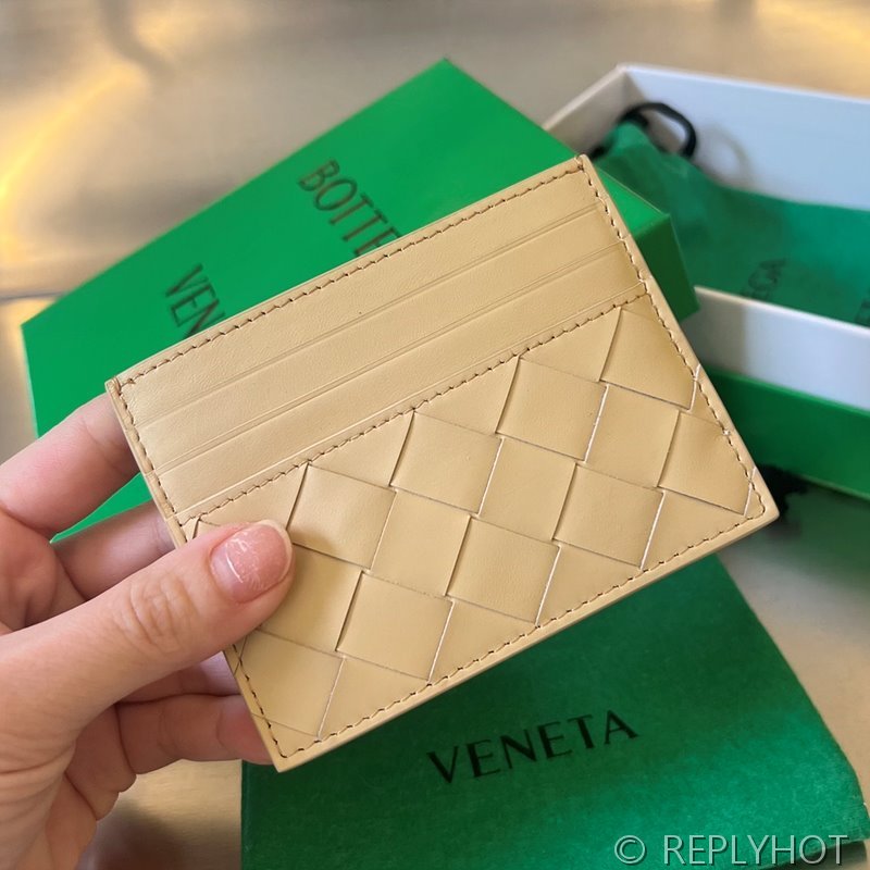 보테가베네타 인트레치아토 카드 지갑 [매장가 49만원대]