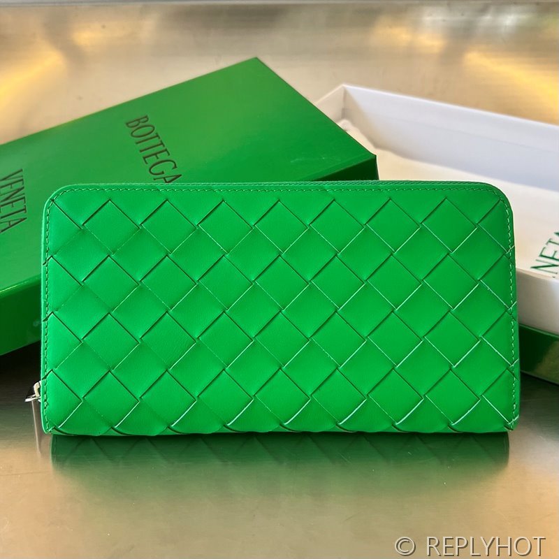 보테가베네타 인트레치아토 지퍼 어라운드 지갑 [매장가 136만원대]