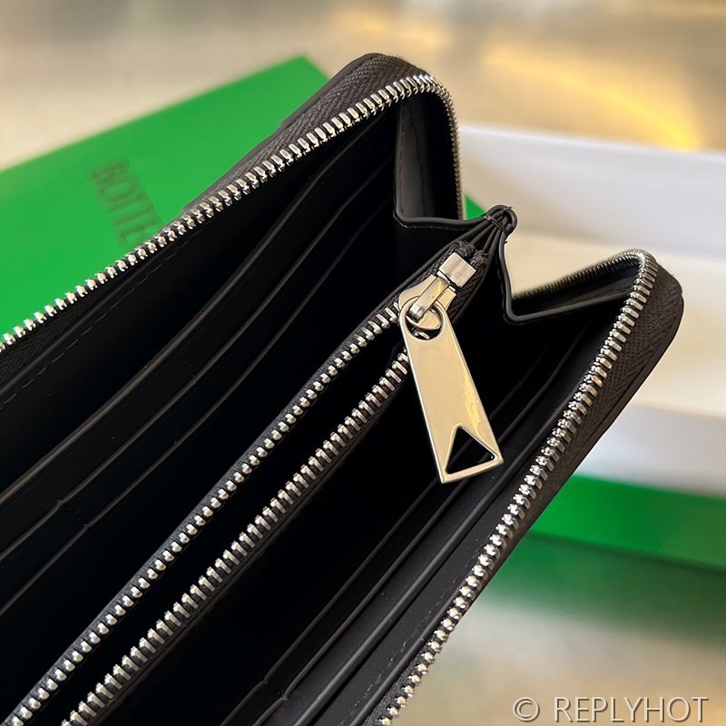 보테가베네타 인트레치아토 지퍼 어라운드 지갑 [매장가 136만원대]