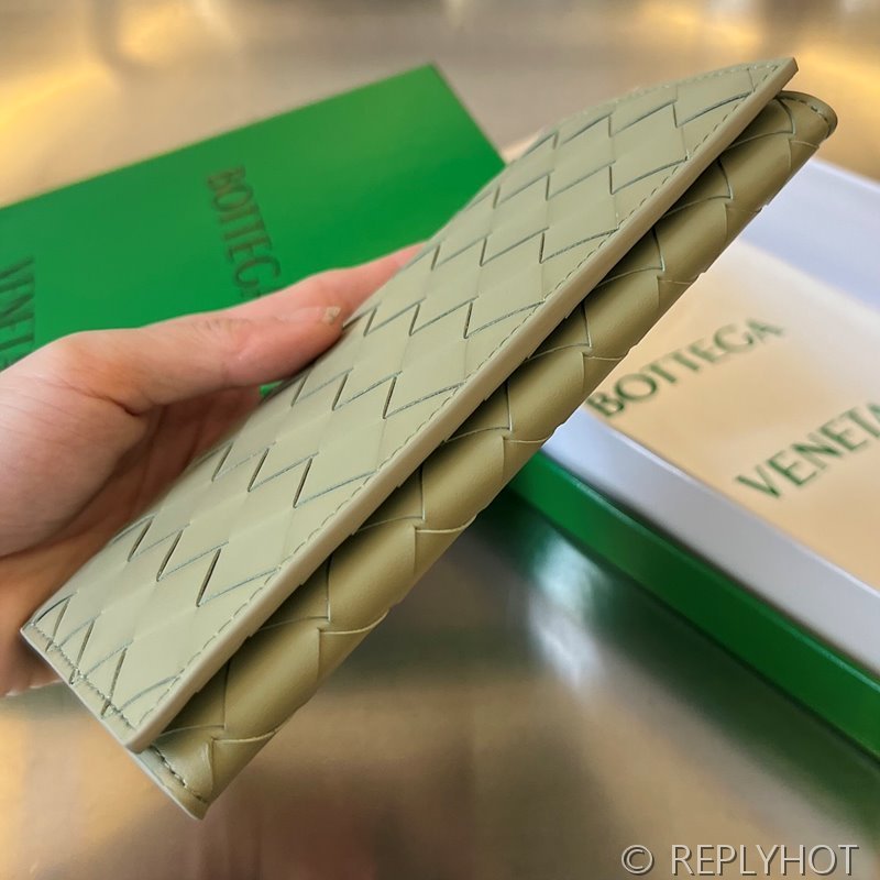 보테가베네타 인트레치아토 장지갑 [매장가 120만원대]