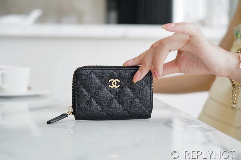 샤넬 클래식 지퍼 동전 지갑 카프스킨 골드메탈 블랙 [매장가 94만원대]