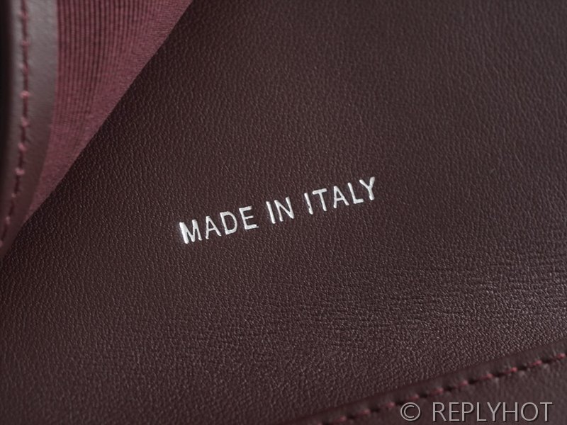 샤넬 클래식 스몰 플랩 지갑 카프스킨 실버메탈 블랙 [매장가 170만원대]