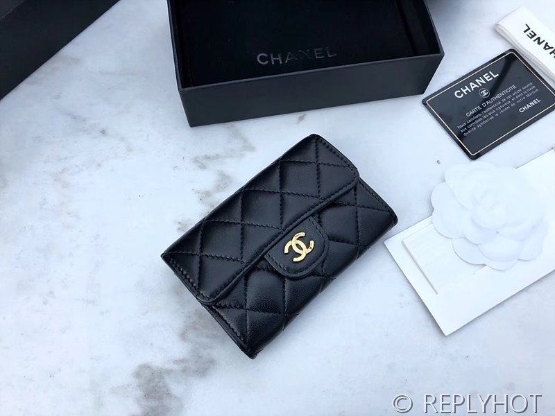 샤넬 클래식 카드 홀더 지갑 램스킨 골드메탈 블랙 [매장가 150만원대]