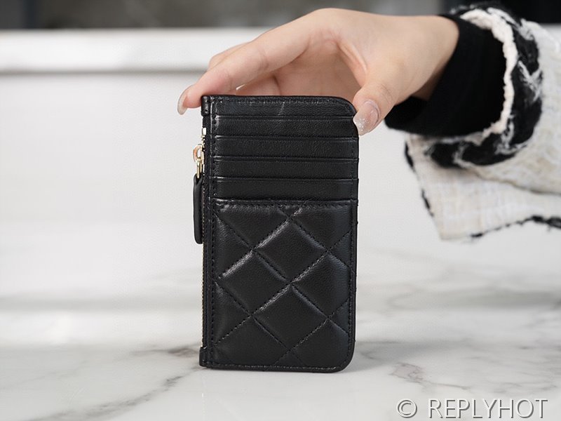 샤넬 클래식 지퍼 카드 홀더 램스킨 골드메탈 블랙 [매장가 190만원대]