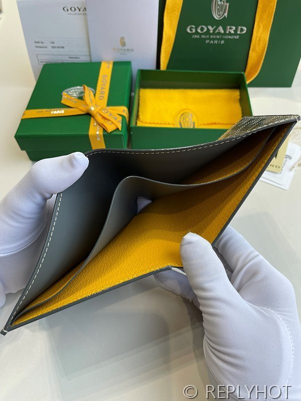 고야드 빅투아르 지갑 PM 그레이