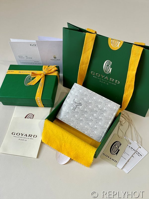 고야드 빅투아르 지갑 PM 화이트