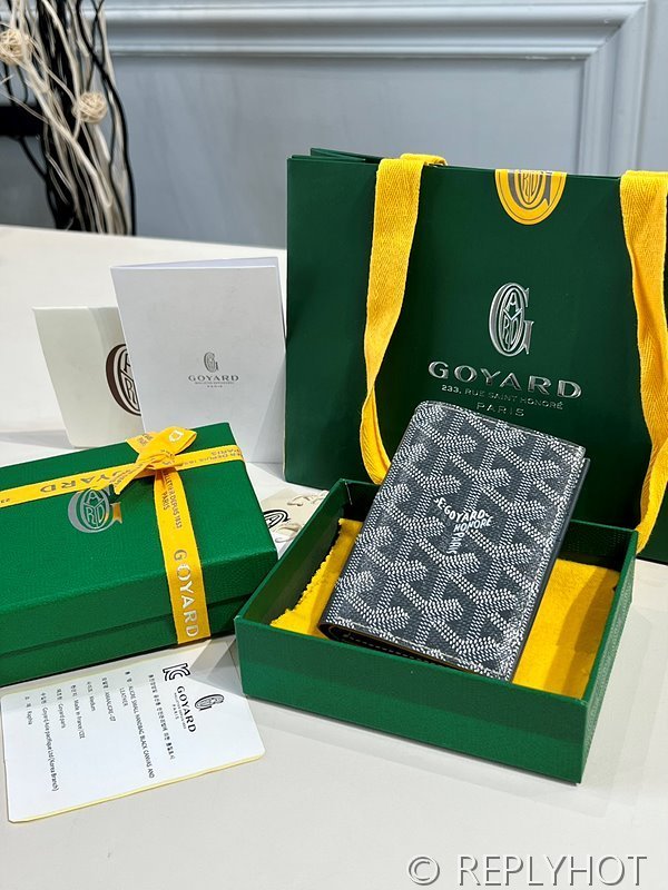 고야드 생피에르 카드 홀더 그레이 [매장가 116만원대]