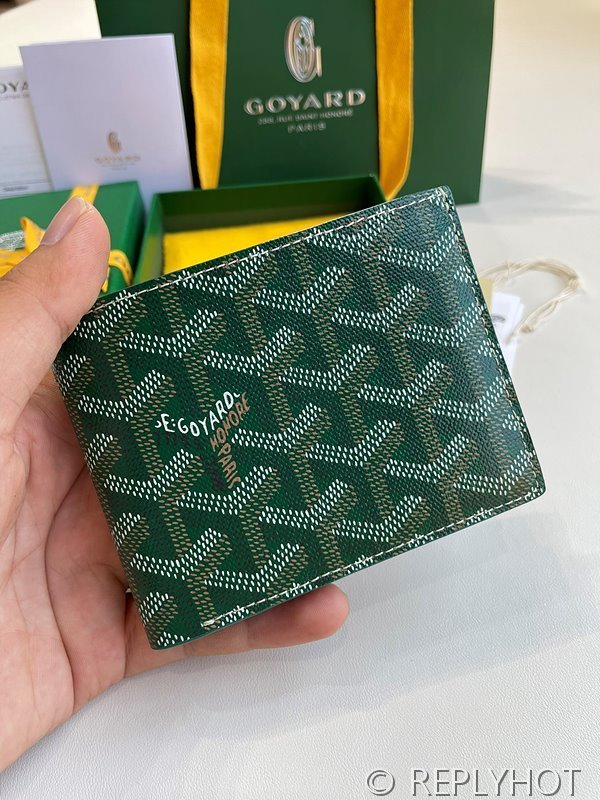 고야드 빅투아르 지갑 PM 그린