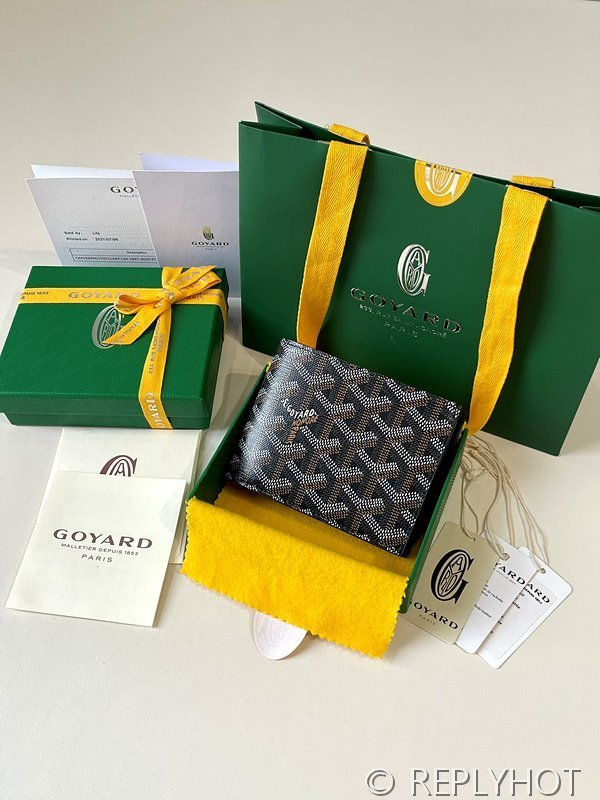 고야드 빅투아르 지갑 PM 블랙