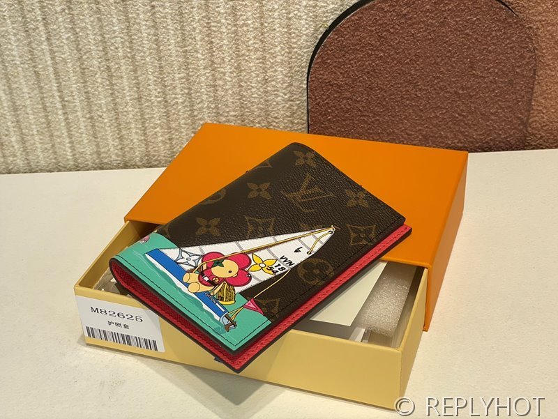 루이비통 패스포트 커버 레드 [매장가 50만원대]