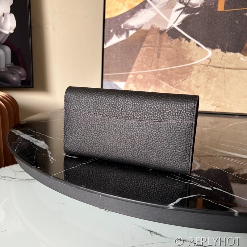 루이비통 카퓌신 월릿 블랙 [매장가 190만원대]