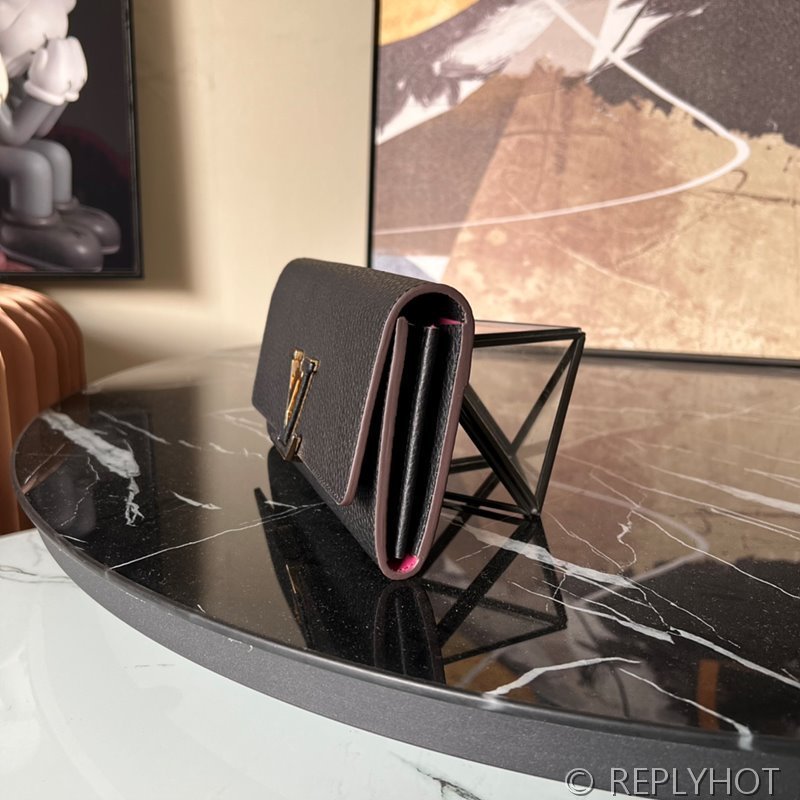 루이비통 카퓌신 월릿 블랙 [매장가 190만원대]