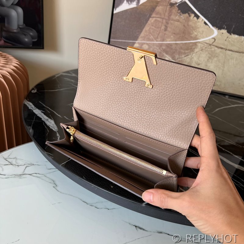 루이비통 카퓌신 월릿 갈렛 [매장가 190만원대]