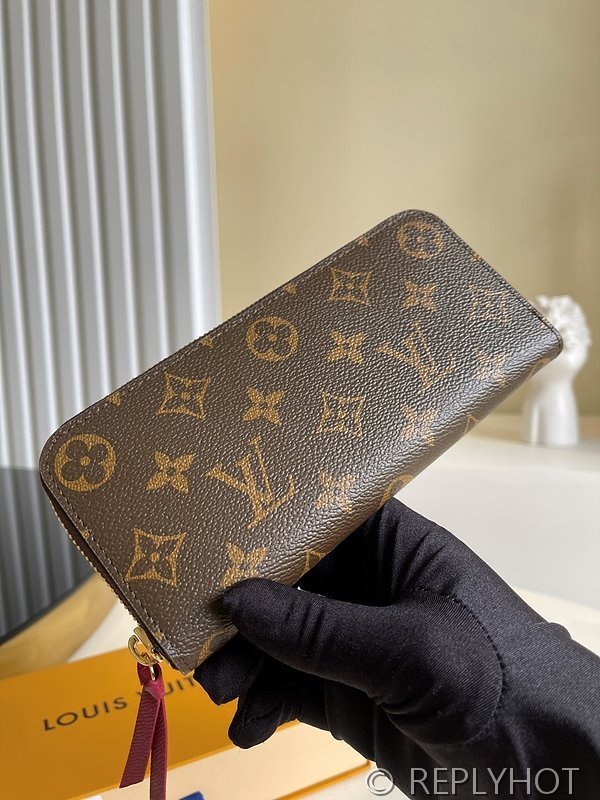 루이비통 클레망스 월릿 푸시아 [매장가 70만원대]