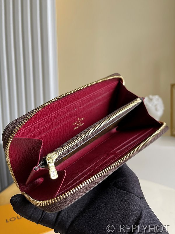 루이비통 클레망스 월릿 푸시아 [매장가 70만원대]