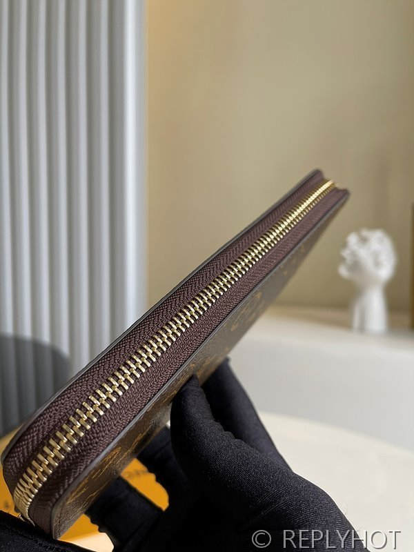 루이비통 클레망스 월릿 푸시아 [매장가 70만원대]