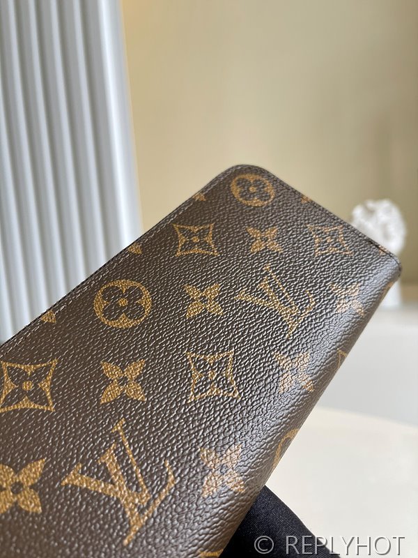 루이비통 클레망스 월릿 푸시아 [매장가 70만원대]