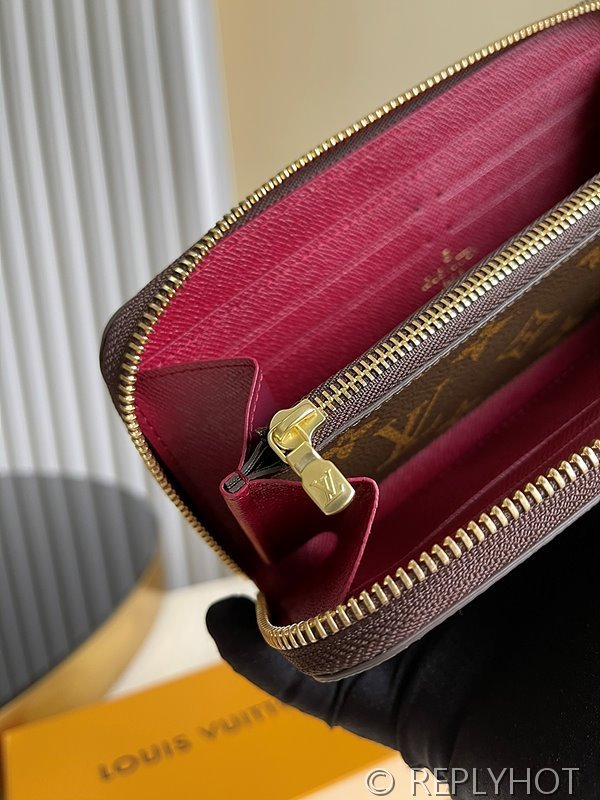 루이비통 클레망스 월릿 푸시아 [매장가 70만원대]