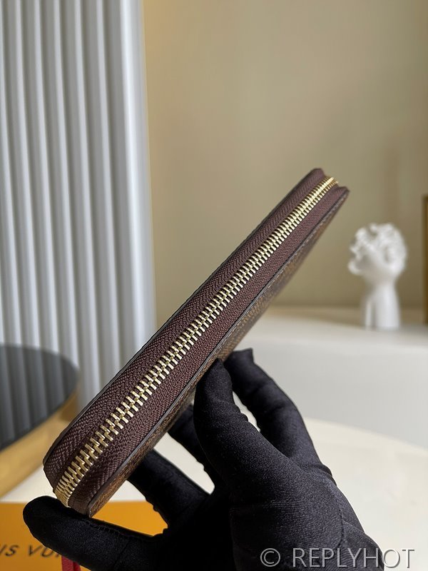 루이비통 클레망스 월릿 쎄리즈 레드 [매장가 70만원대]