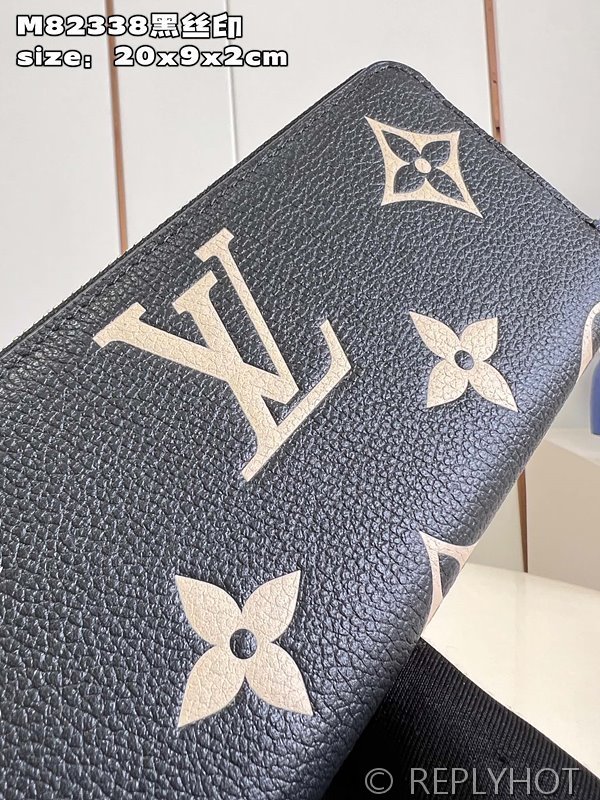 루이비통 클레망스 월릿 모노그램 앙프렝뜨 [매장가 110만원대]