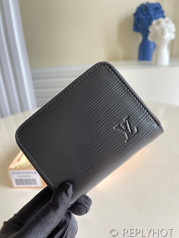 루이비통 지피 코인 퍼스 에피 [매장가 60만원대]