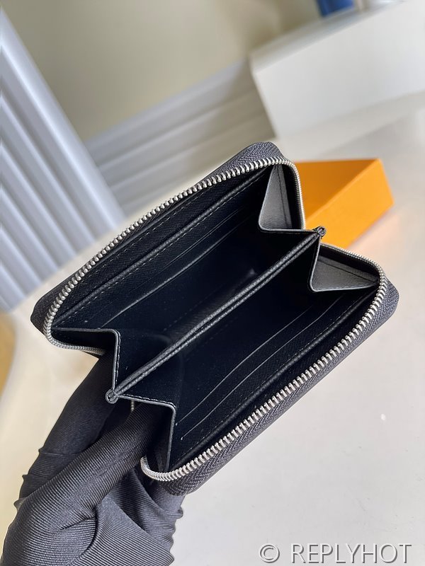 루이비통 지피 코인 퍼스 에피 [매장가 60만원대]