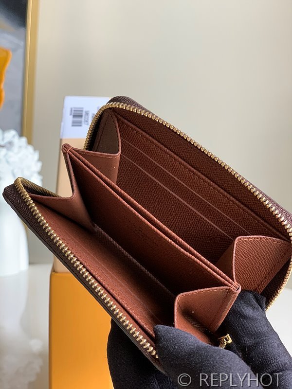 루이비통 지피 코인 퍼스 모노그램 [매장가 60만원대]