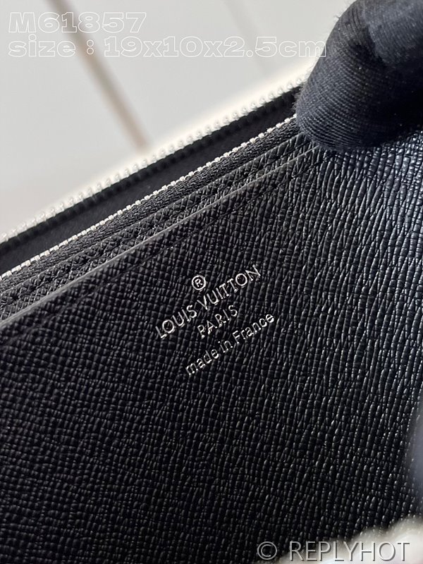 루이비통 지피 월릿 블랙 [매장가 120만원대]