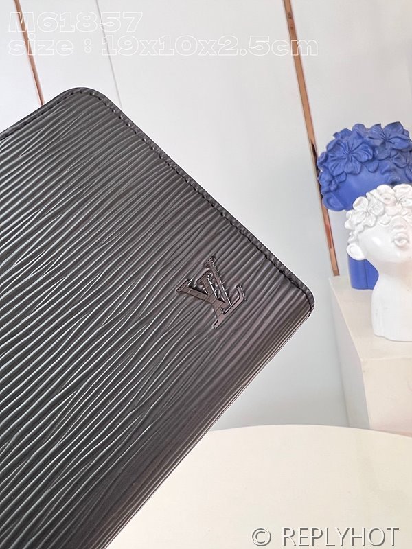 루이비통 지피 월릿 블랙 [매장가 120만원대]