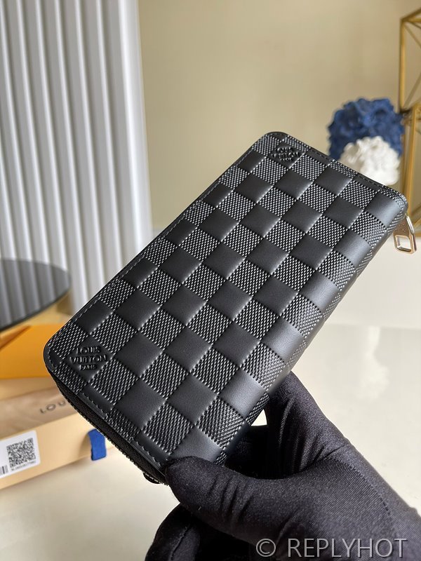 루이비통 지피 월릿 버티컬 다미에 인피니 [매장가 130만원대]