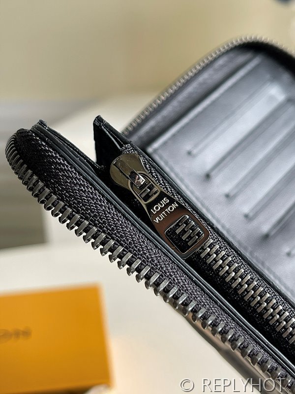 루이비통 지피 월릿 버티컬 다미에 인피니 [매장가 130만원대]