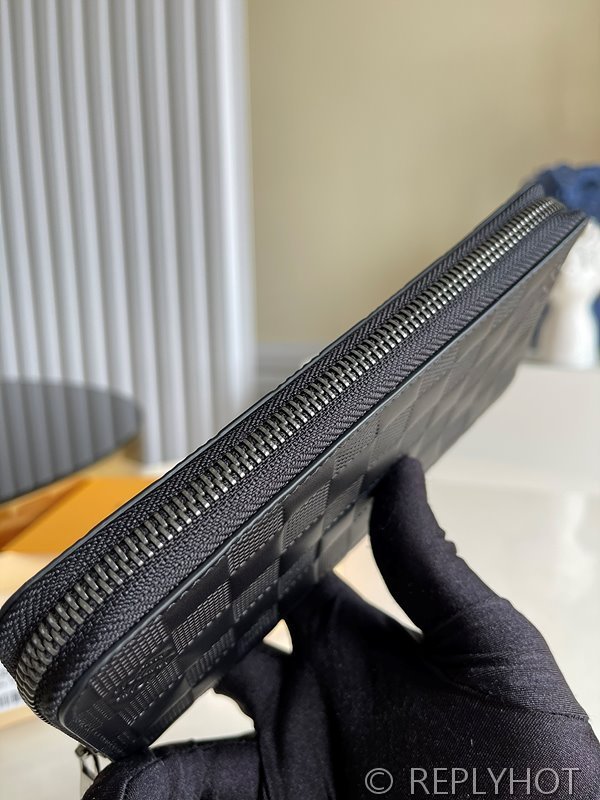 루이비통 지피 월릿 버티컬 다미에 인피니 [매장가 130만원대]