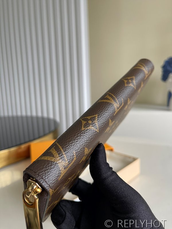 루이비통 지피 오거나이저 모노그램 [매장가 120만원대]