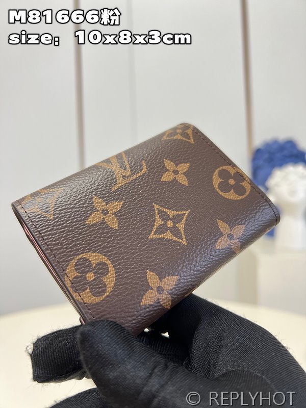 루이비통 셀레스트 월릿 모노그램 [매장가 70만원대]