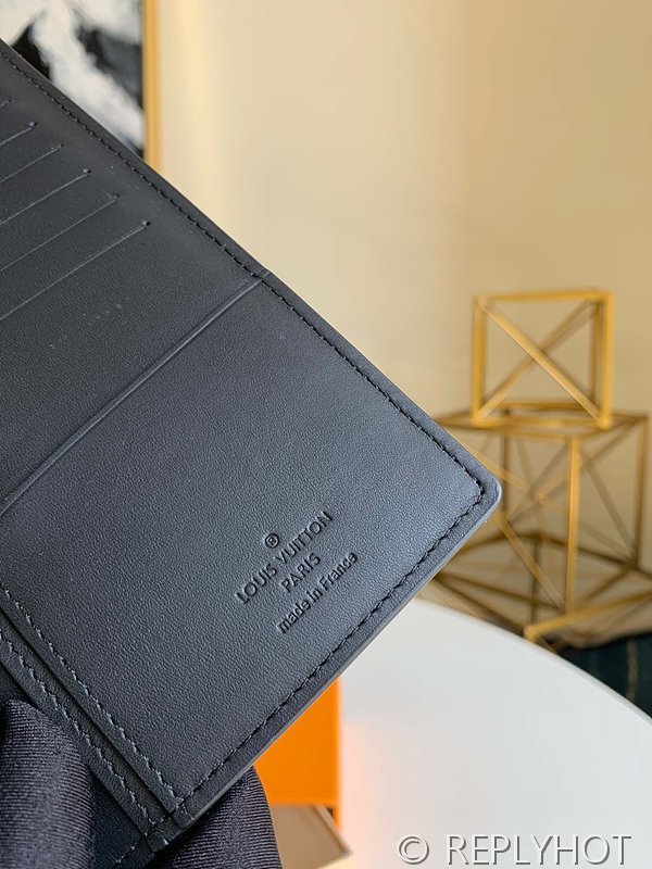 루이비통 브라짜 월릿 블랙 [매장가 140만원대]