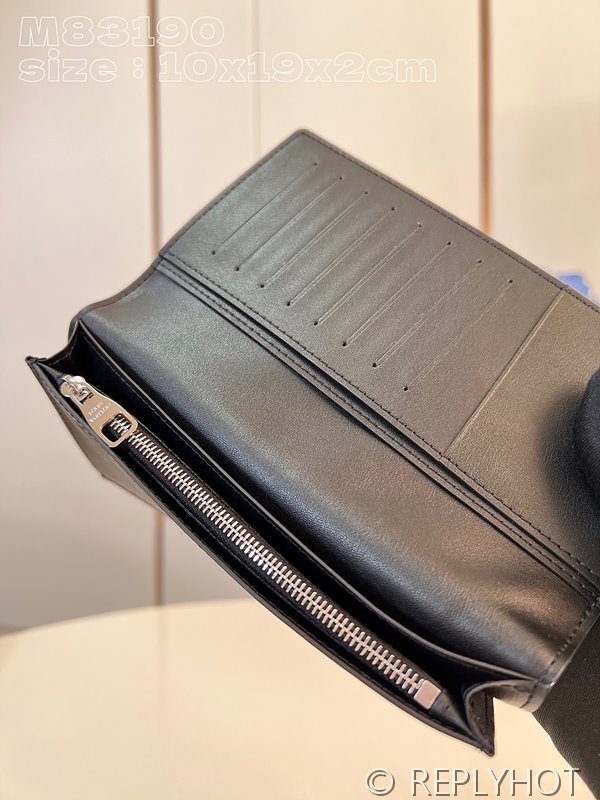 루이비통 브라짜 월릿 [매장가 170만원대]