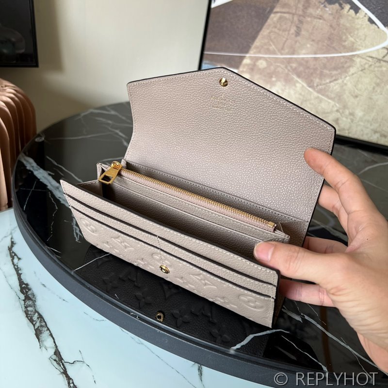 루이비통 사라 월릿 투르텔 [매장가 110만원대]