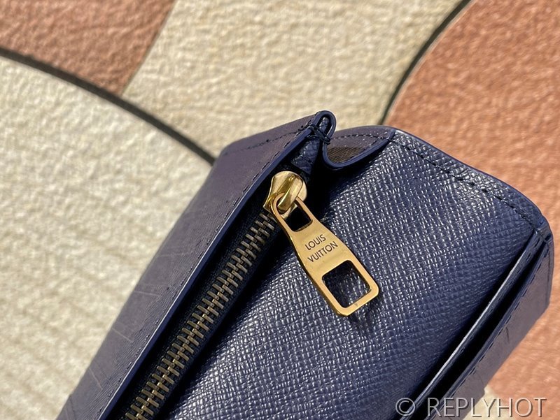 루이비통 브라짜 월릿 [매장가 110만원대]