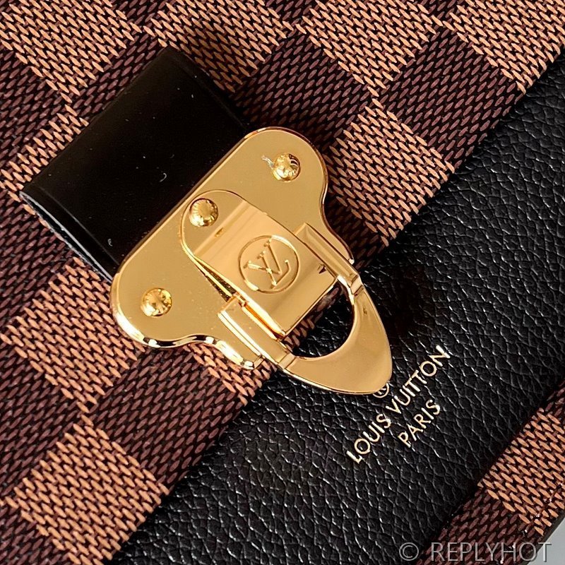 루이비통 바뱅 체인 월릿 [매장가 220만원대]