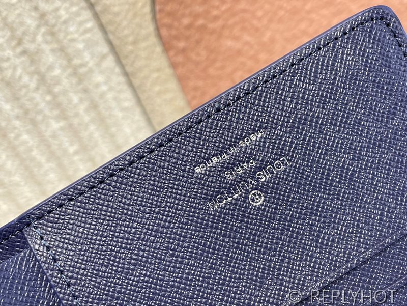 루이비통 멀티플 월릿 [매장가 80만원대]