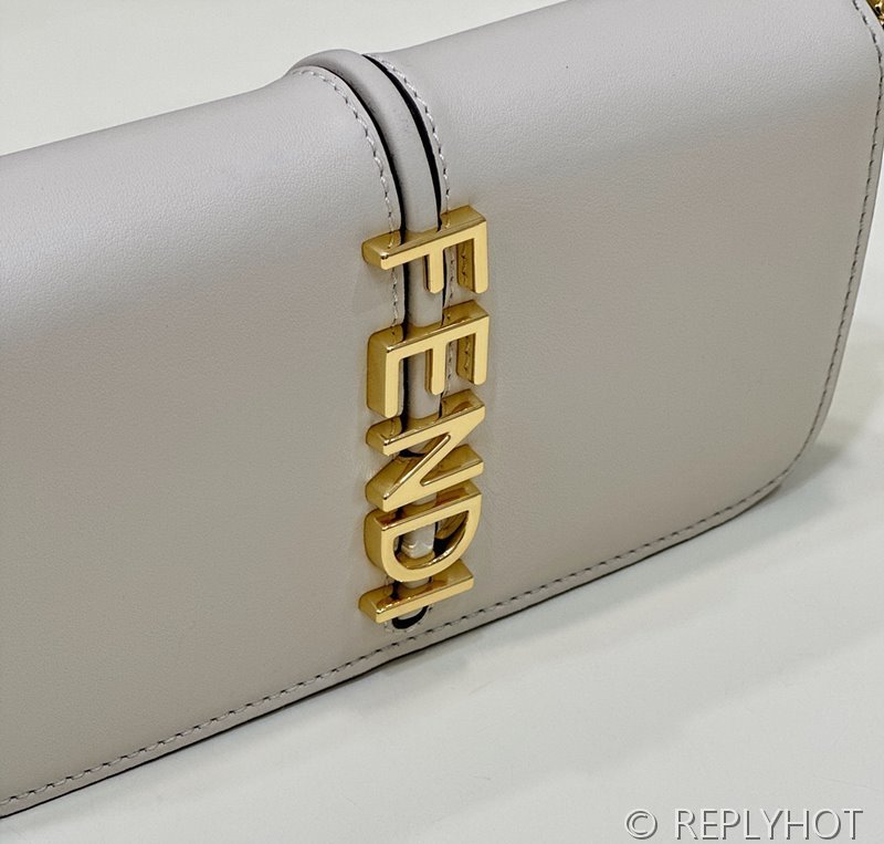 펜디그라피 체인 지갑 화이트 [매장가 210만원대]