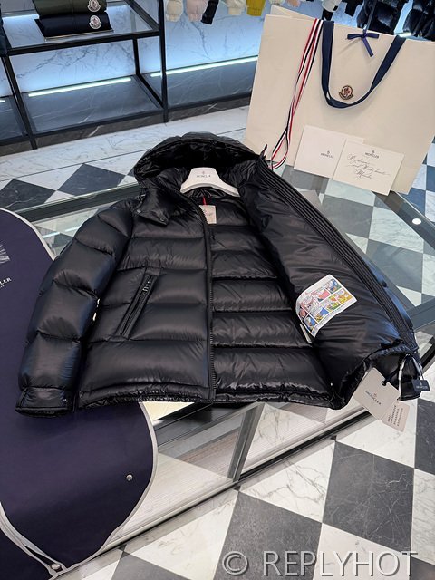 몽클레어 마레 숏 다운 Maire [매장가 200만원대]